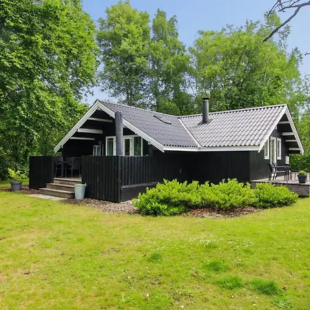 Maini - 30km From The Sea By Interhome *